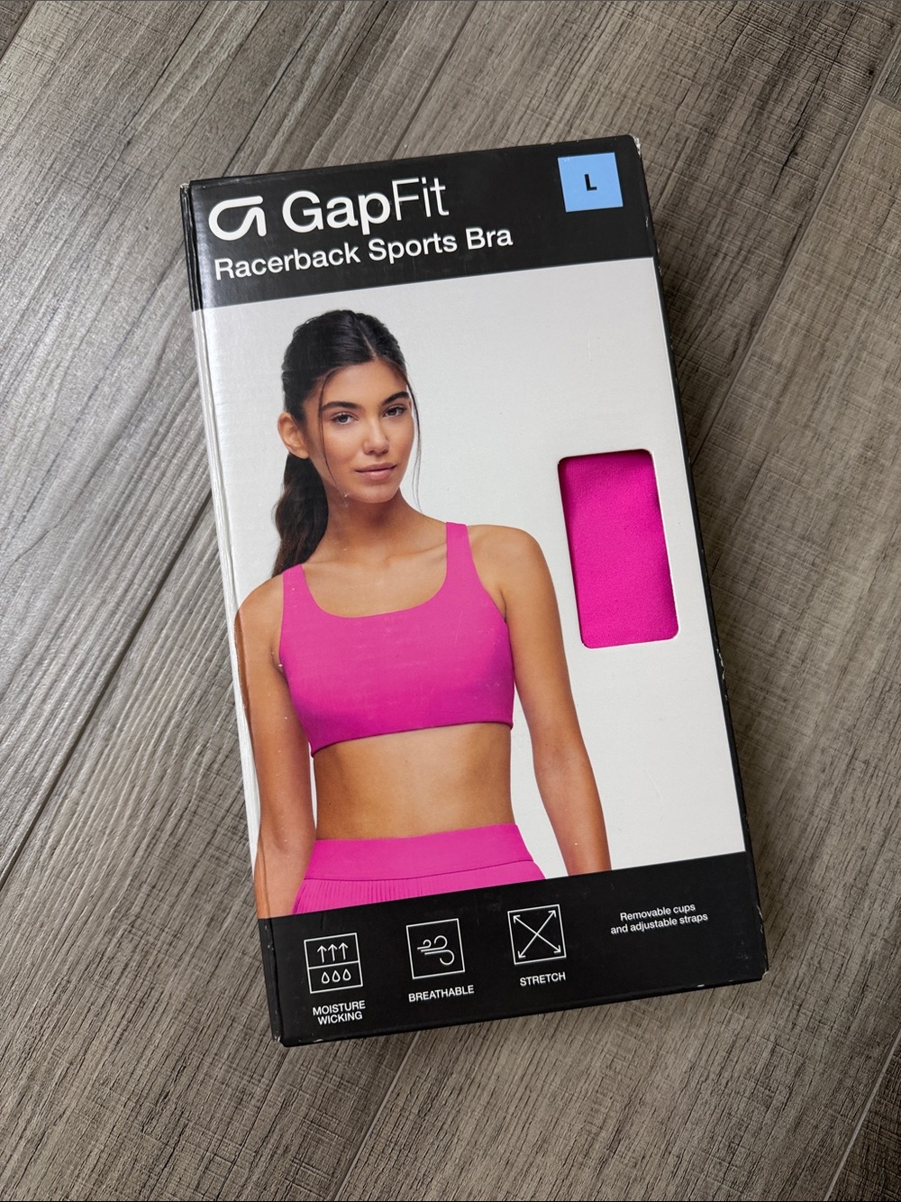 Gap fit - racer back sports bra